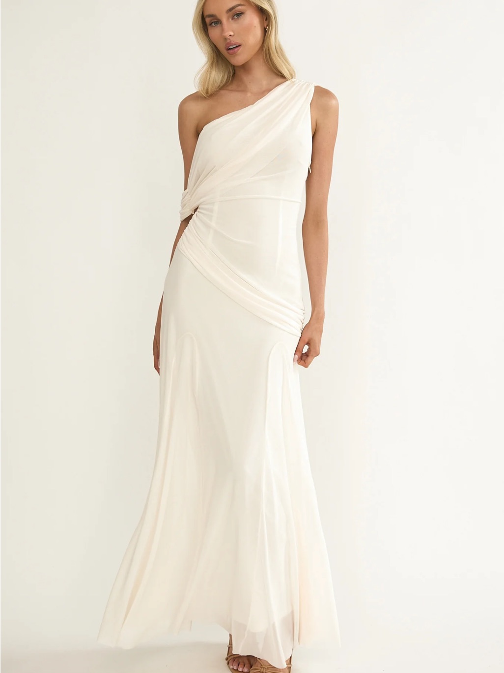 Selfie Leslie One-Shoulder Cream Goddess Gown